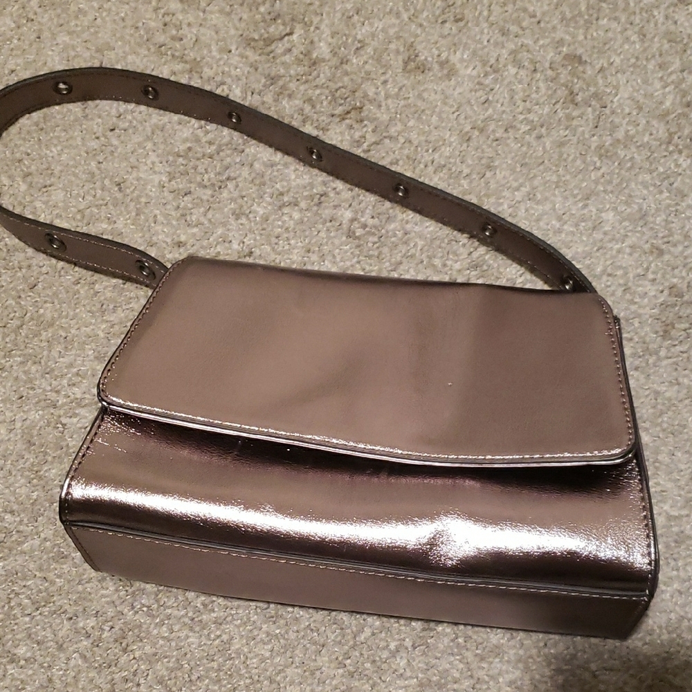 Simply Vera Vera Wang | Metallic Shoulder Bag